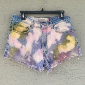 Levi's Women's Tie-Dye Denim Shorts Size 4 Frayed Hem Casual Summer